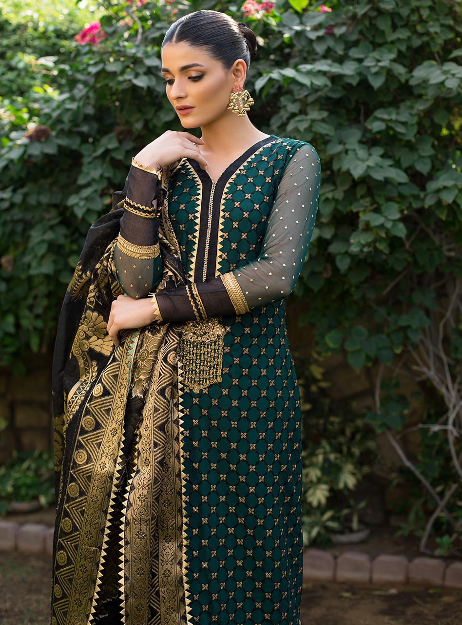 Zainab Chottani | Semi Formals | ZEVAR - Ladies Clothes - Maria Faisal