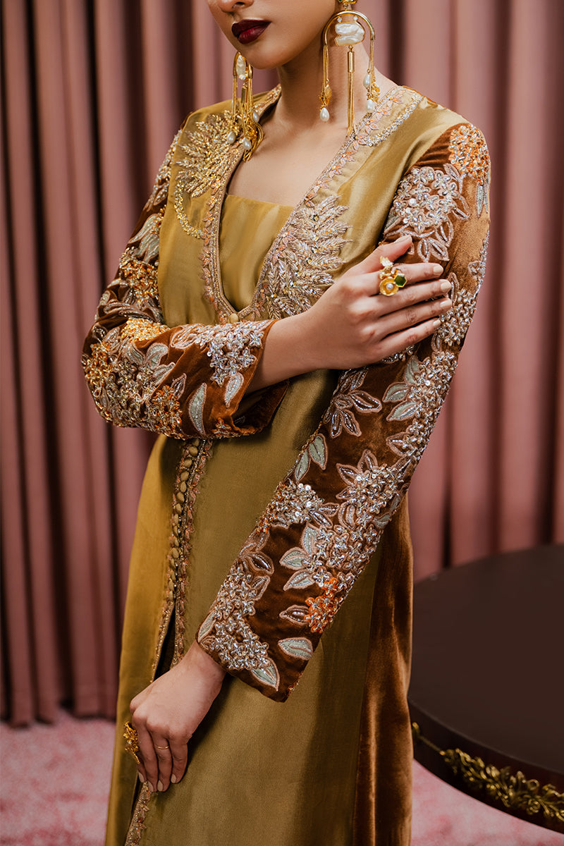 Haute Form | Rose Winter Plush | Heart of Gold - Ladies Clothes - Maria Faisal