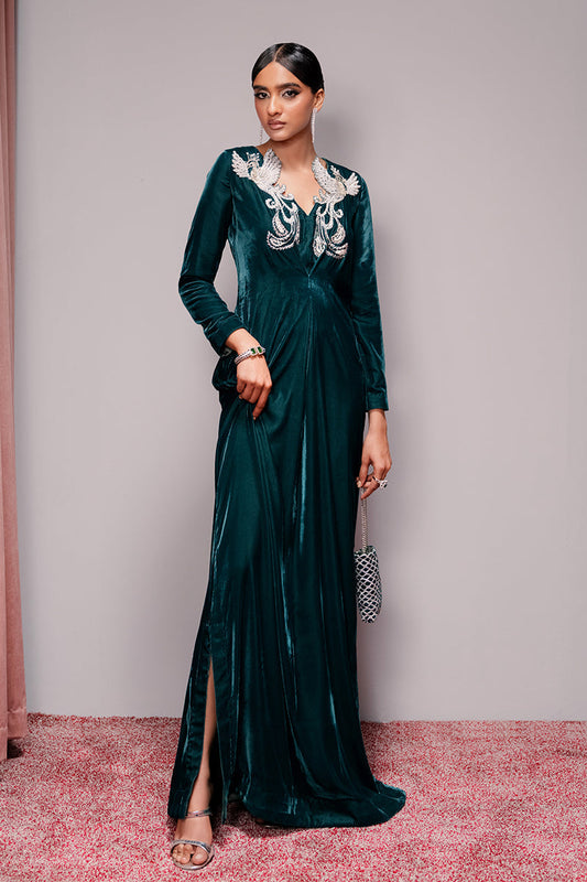 Haute Form | Rose Winter Plush | Emerald Escape - Ladies Clothes - Maria Faisal