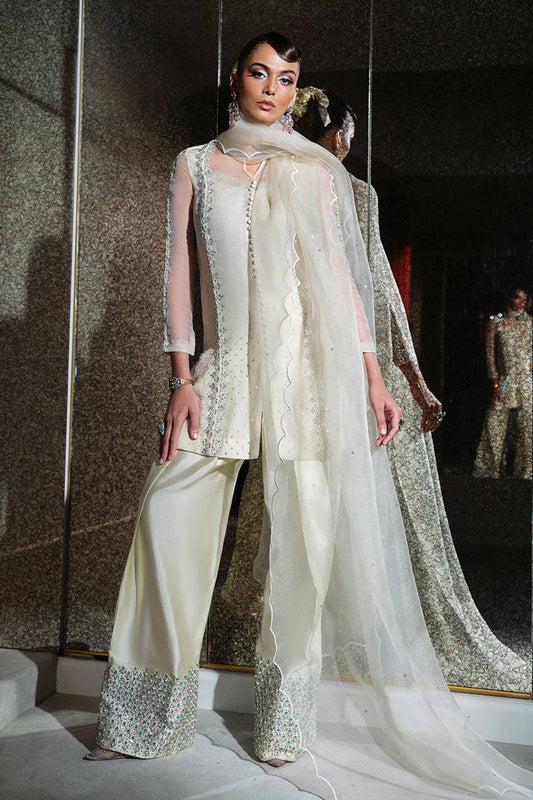 Haute Form | Diva Formals | Cham Cham by Maria Faisal - Registered Vendor of : Haute Form - type : Ladies Clothes - 100% original wedding dresses