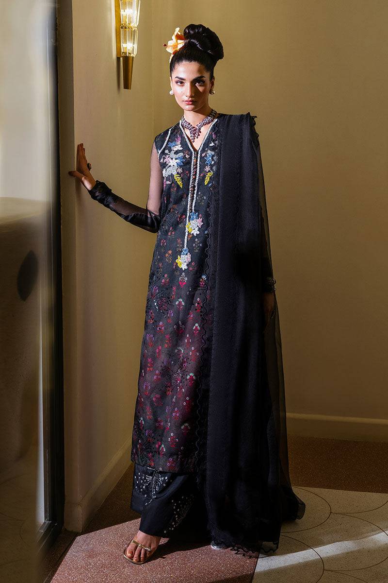 Haute Form | Diva Formals | Black Swan by Maria Faisal - Registered Vendor of : Haute Form - type : Ladies Clothes - 100% original wedding dresses