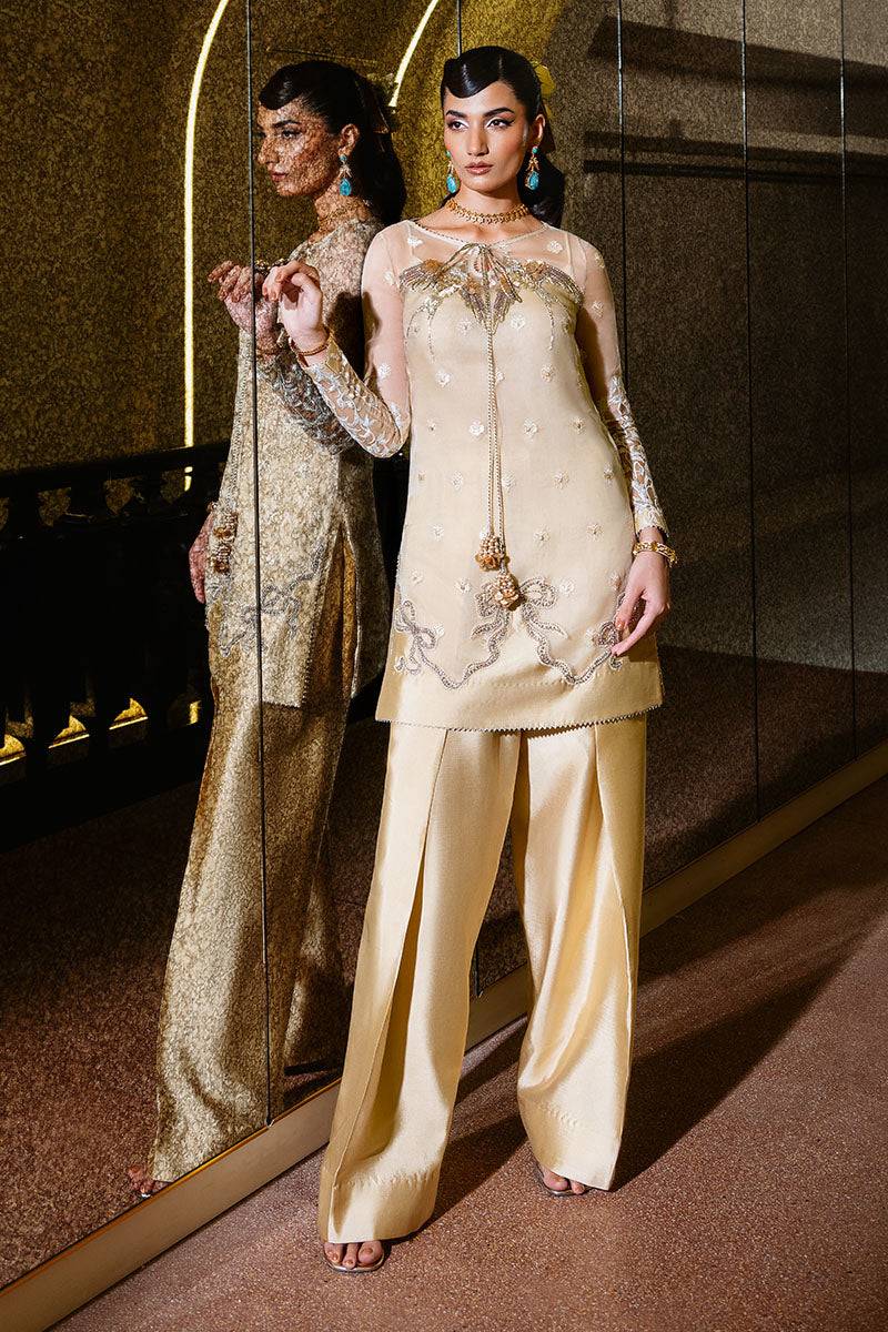 Haute Form | Diva Formals | Bloomingdale by Maria Faisal - Registered Vendor of : Haute Form - type : Ladies Clothes - 100% original wedding dresses