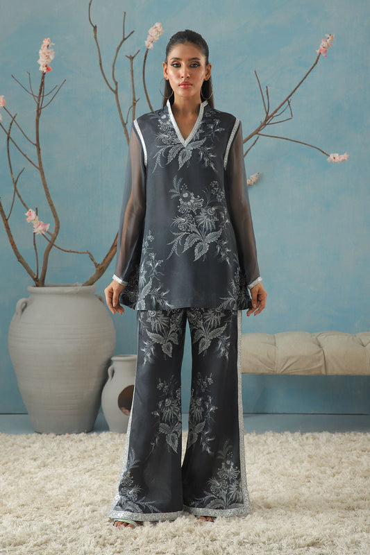Shamaeel Ansari | Kaira Luxe | KAI-05 - Ladies Clothes - Maria Faisal