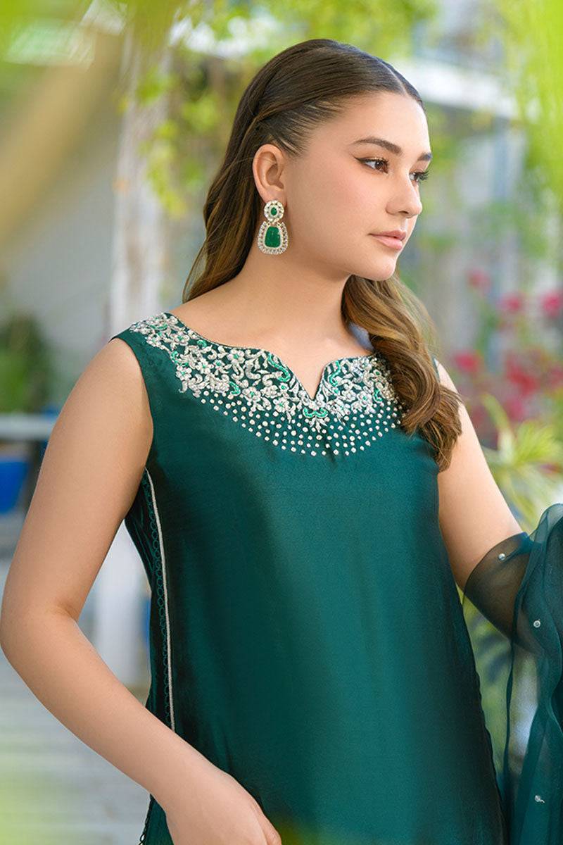 Fatima Khan | La Fleur Eid Edit | Viridity by Maria Faisal - Registered Vendor of : Fatima Khan - type : Ladies Clothes - 100% original wedding dresses