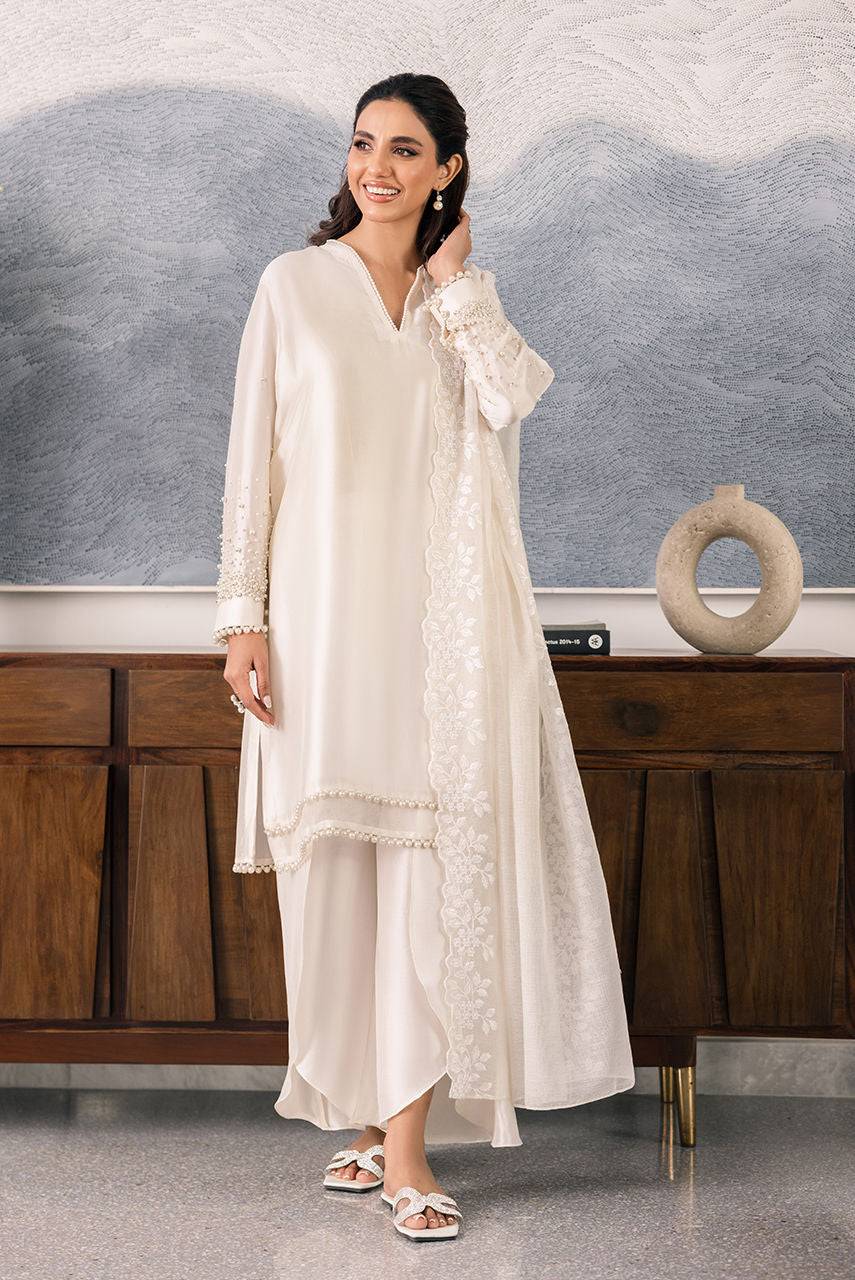 Deepak Perwani | Eid Edit 25 | Kut328 by Maria Faisal - Registered Vendor of : Deepak Perwani - type : Ladies Clothes - 100% original wedding dresses