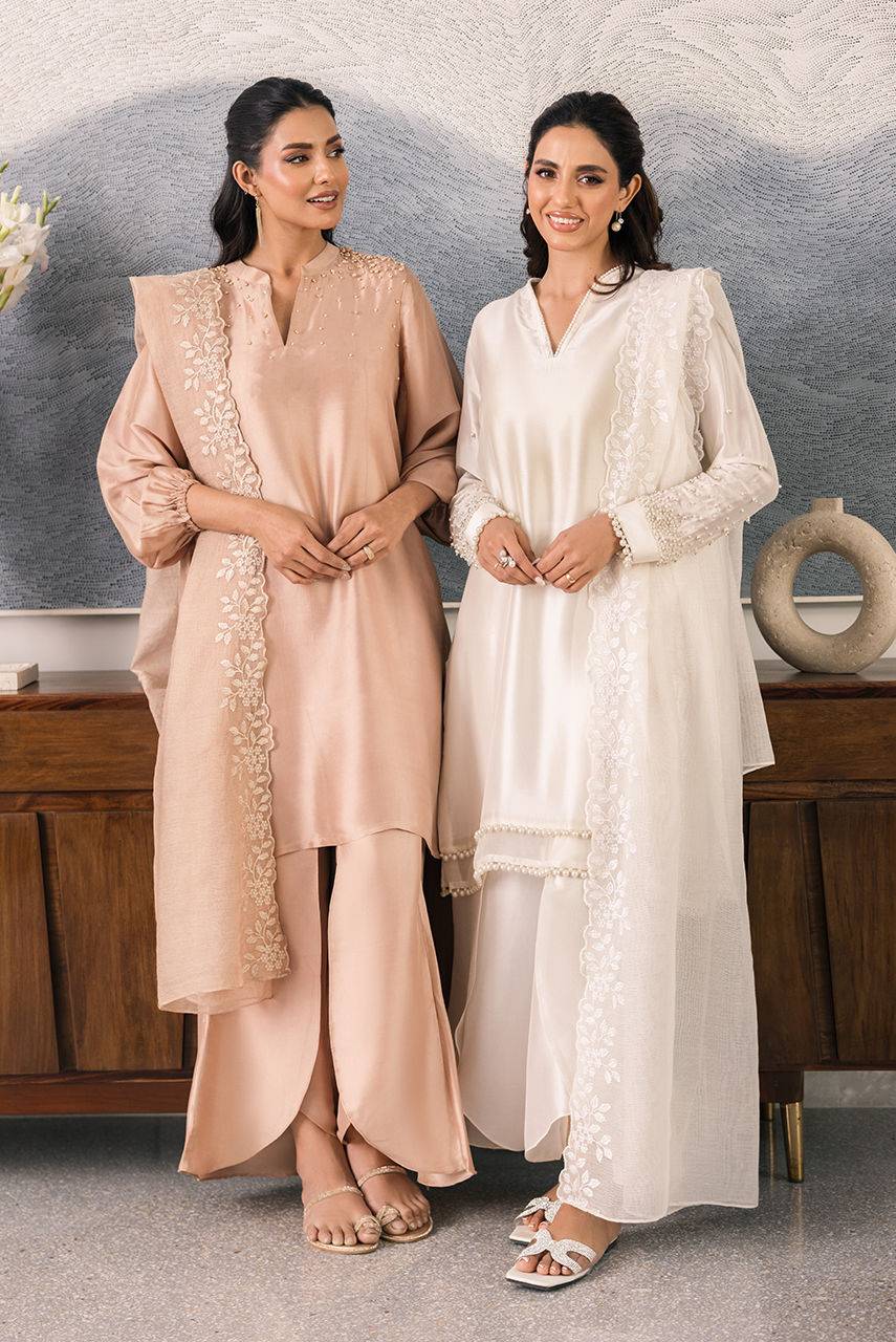 Deepak Perwani | Eid Edit 25 | Kut328 by Maria Faisal - Registered Vendor of : Deepak Perwani - type : Ladies Clothes - 100% original wedding dresses