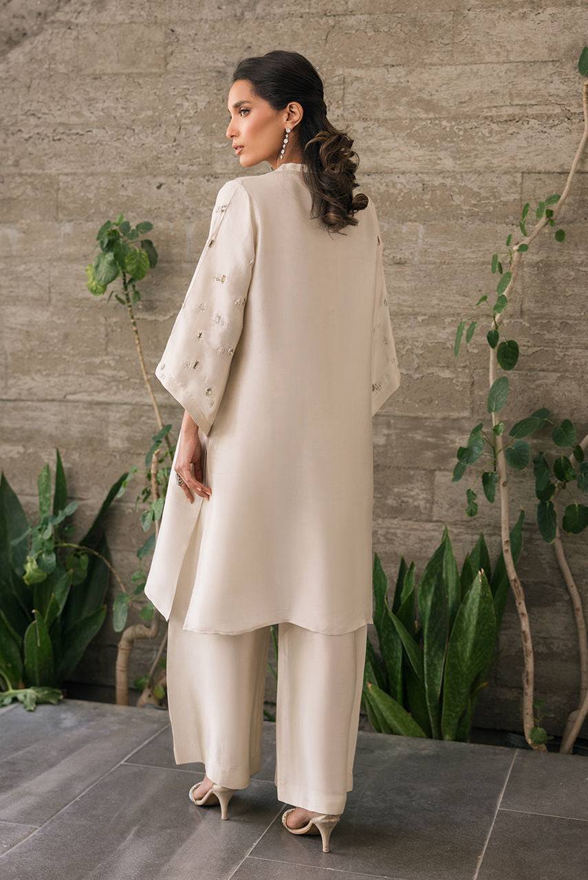 Deepak Perwani | Eid Edit 25 | Kut321 by Maria Faisal - Registered Vendor of : Deepak Perwani - type : Ladies Clothes - 100% original wedding dresses