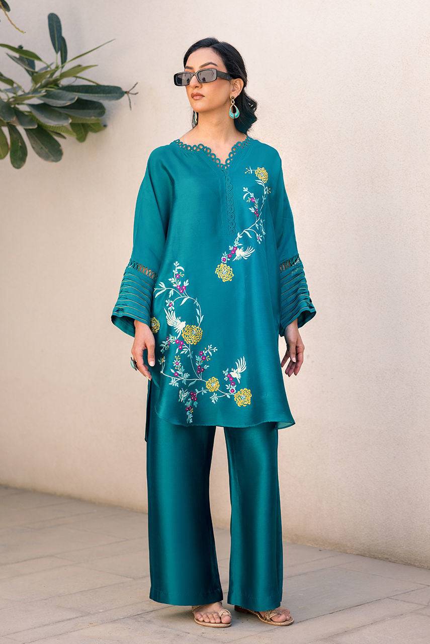 Deepak Perwani | Eid Edit 25 | Kut320 by Maria Faisal - Registered Vendor of : Deepak Perwani - type : - 100% original wedding dresses