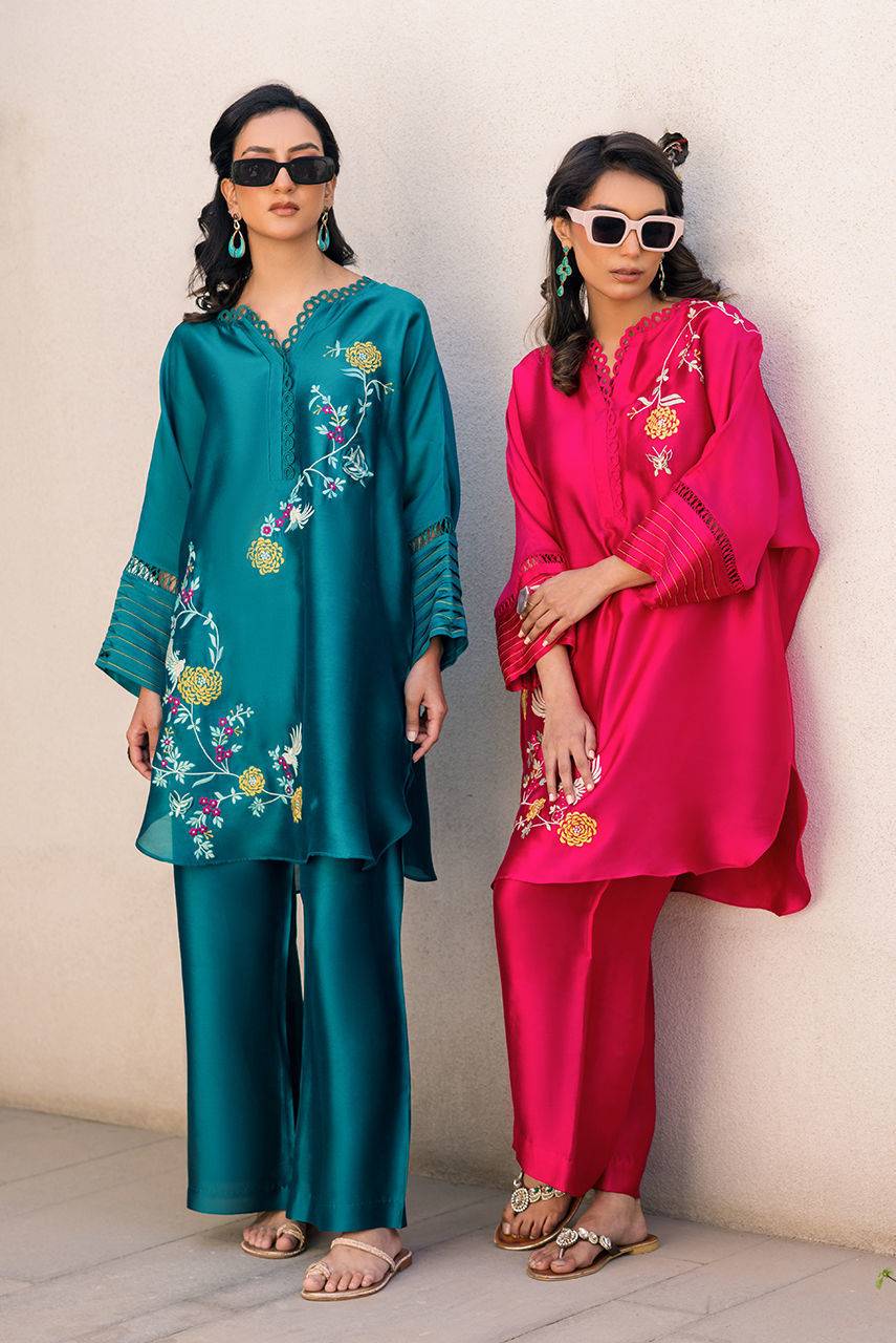 Deepak Perwani | Eid Edit 25 | Kut320 by Maria Faisal - Registered Vendor of : Deepak Perwani - type : - 100% original wedding dresses
