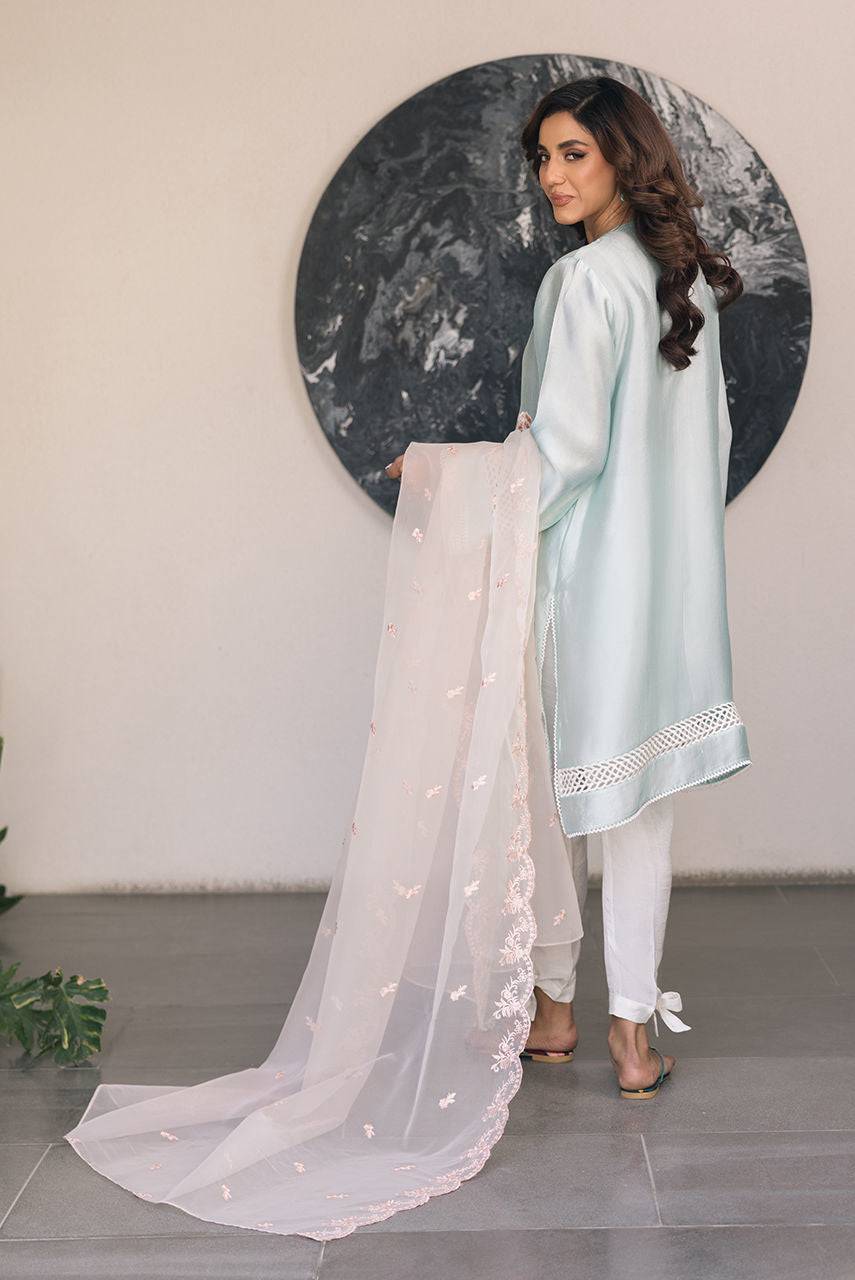 Deepak Perwani | Eid Edit 25 | Kut326 by Maria Faisal - Registered Vendor of : Deepak Perwani - type : Ladies Clothes - 100% original wedding dresses