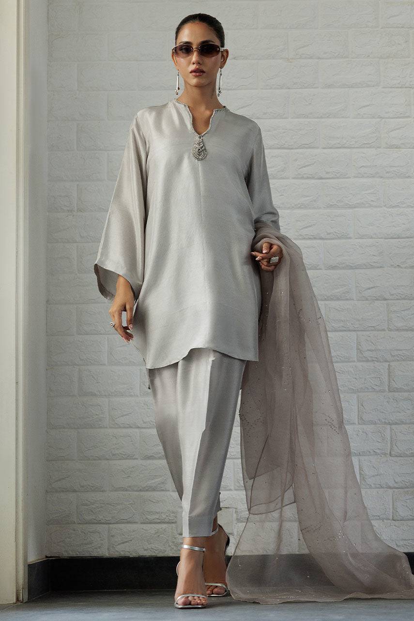 Deepak Perwani | Summer Festive 25 | Dove by Maria Faisal - Registered Vendor of : Deepak Perwani - type : Ladies Clothes - 100% original wedding dresses