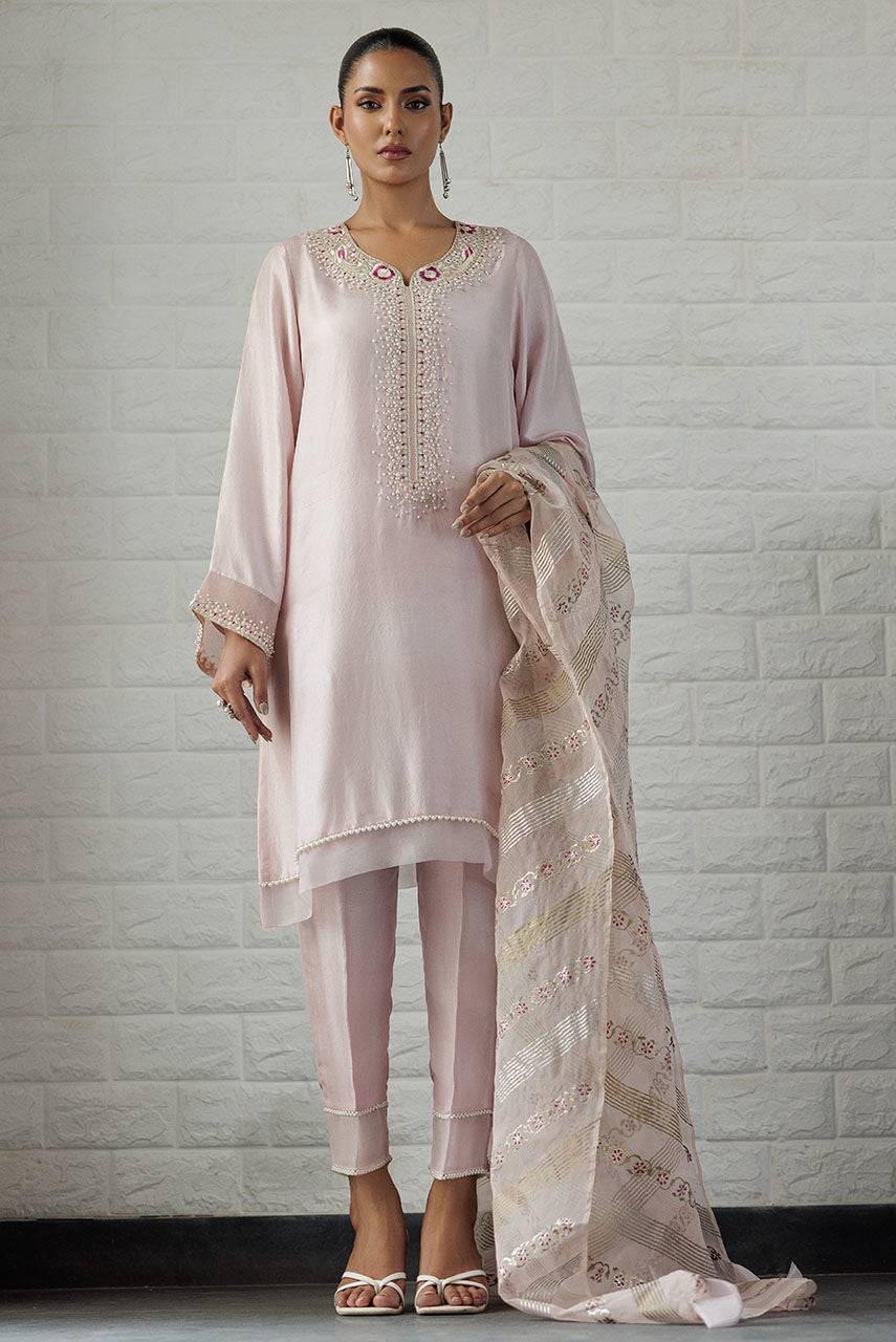 Deepak Perwani | Summer Festive 25 | Kut347 by Maria Faisal - Registered Vendor of : Deepak Perwani - type : Ladies Clothes - 100% original wedding dresses