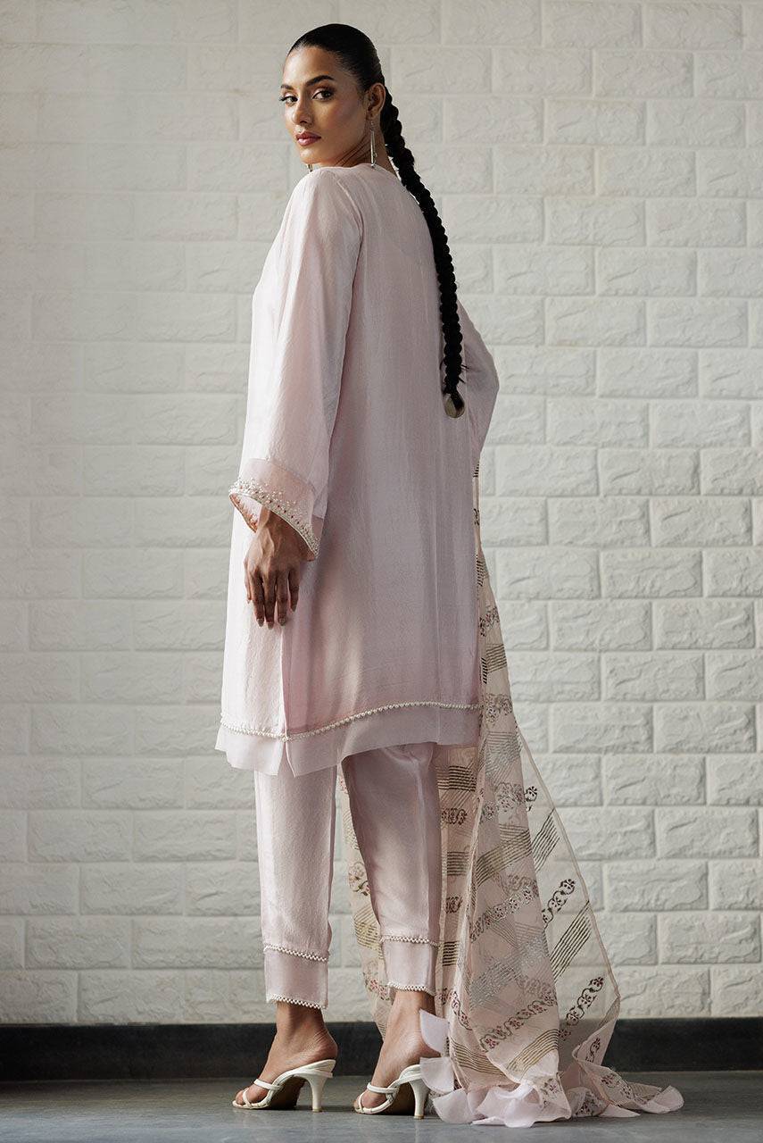 Deepak Perwani | Summer Festive 25 | Kut347 by Maria Faisal - Registered Vendor of : Deepak Perwani - type : Ladies Clothes - 100% original wedding dresses