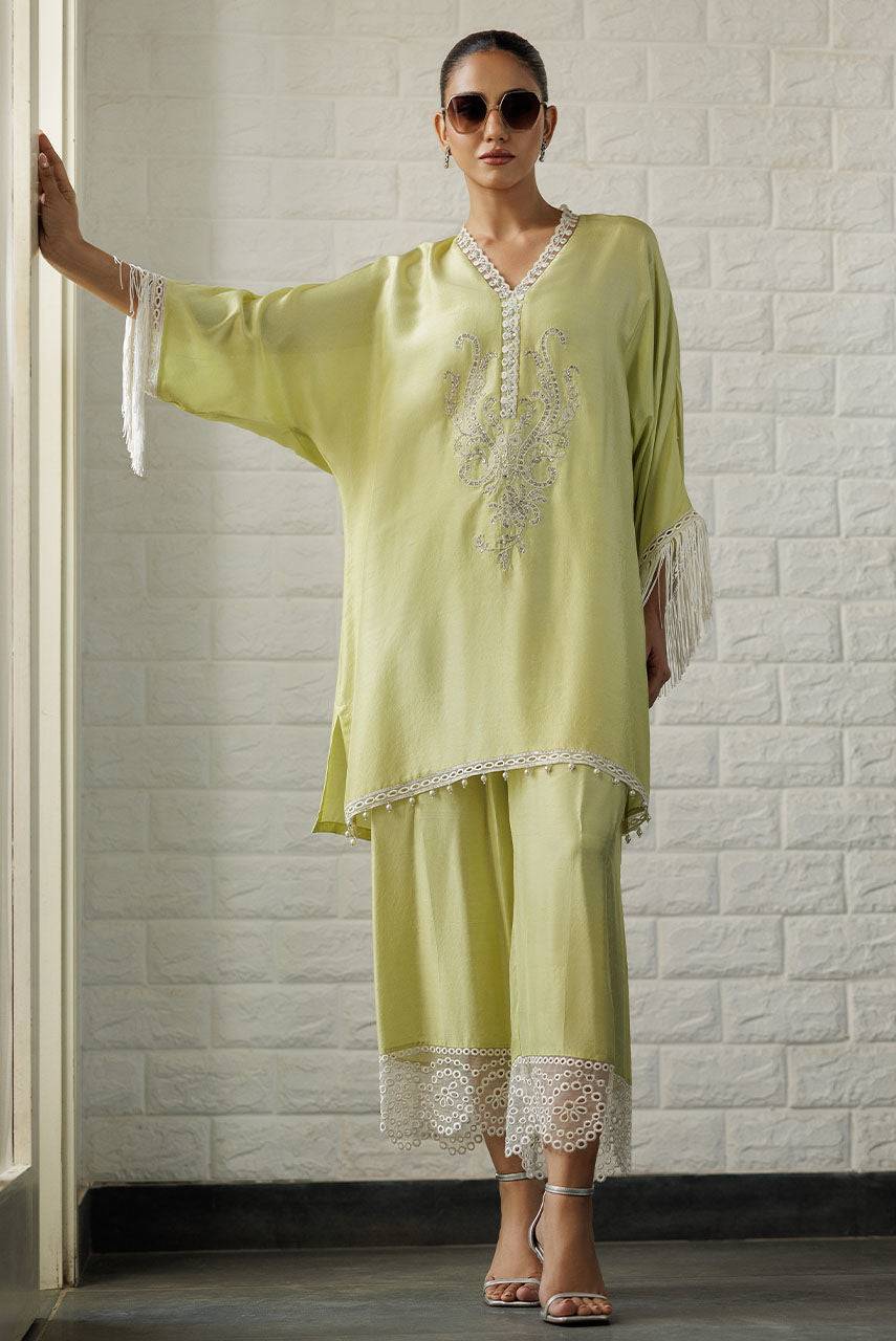 Deepak Perwani | Summer Festive 25 | Kut349 by Maria Faisal - Registered Vendor of : Deepak Perwani - type : Ladies Clothes - 100% original wedding dresses
