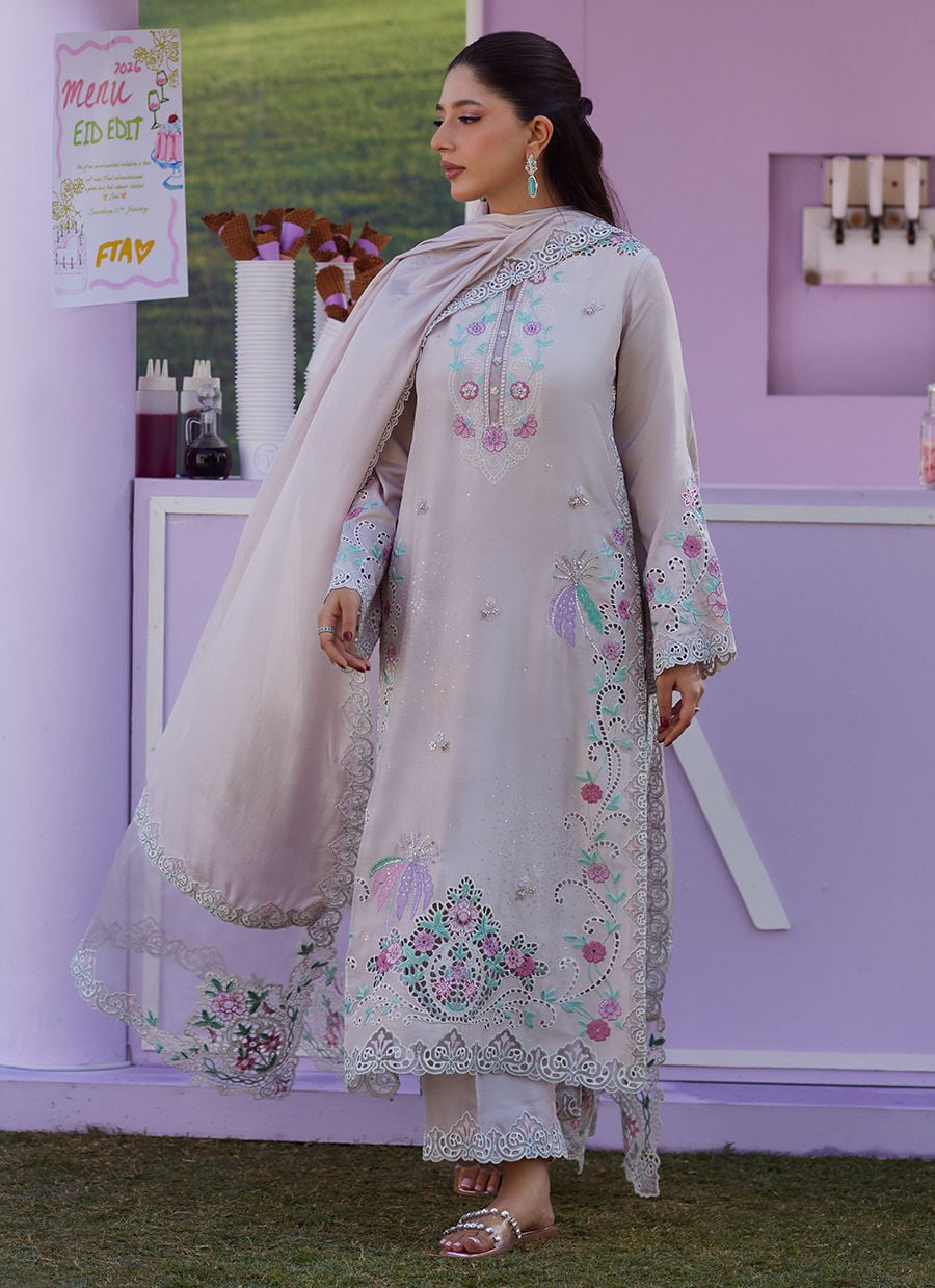 Farah Talib Aziz | Luna Eid 26 | Ailsa Shirt And Dupatta - Luxury Dress - available at Maria Faisal in UK and USA.