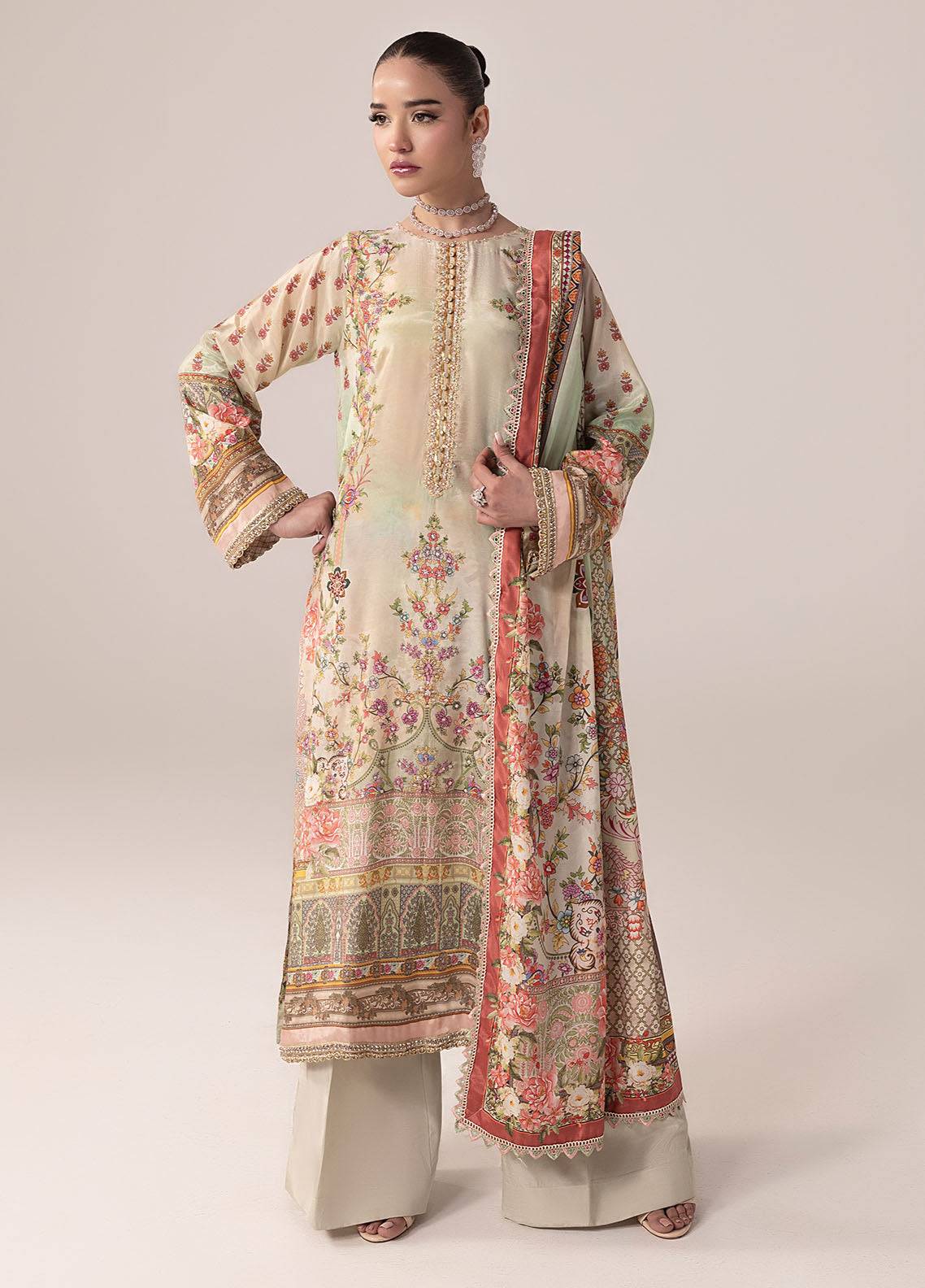 Sahane | Suay Silk Handwork Edit | CT-15004 AVA - SUAY by Maria Faisal - Registered Vendor of : Sahane - type : Ladies Clothes - 100% original wedding dresses