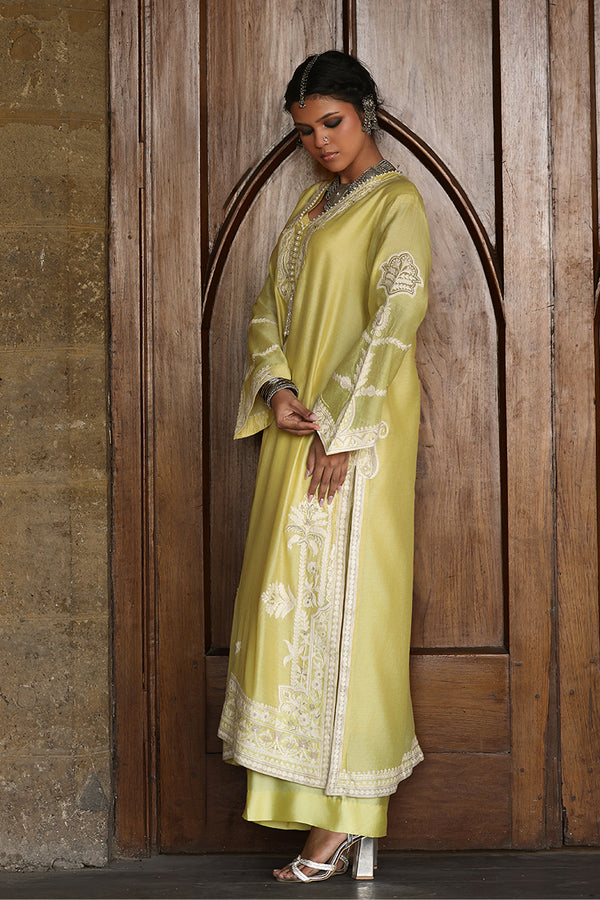 Wardha Saleem | Aari Collection |  Mahveen - Formal Dress - available at Maria Faisal in UK and USA.