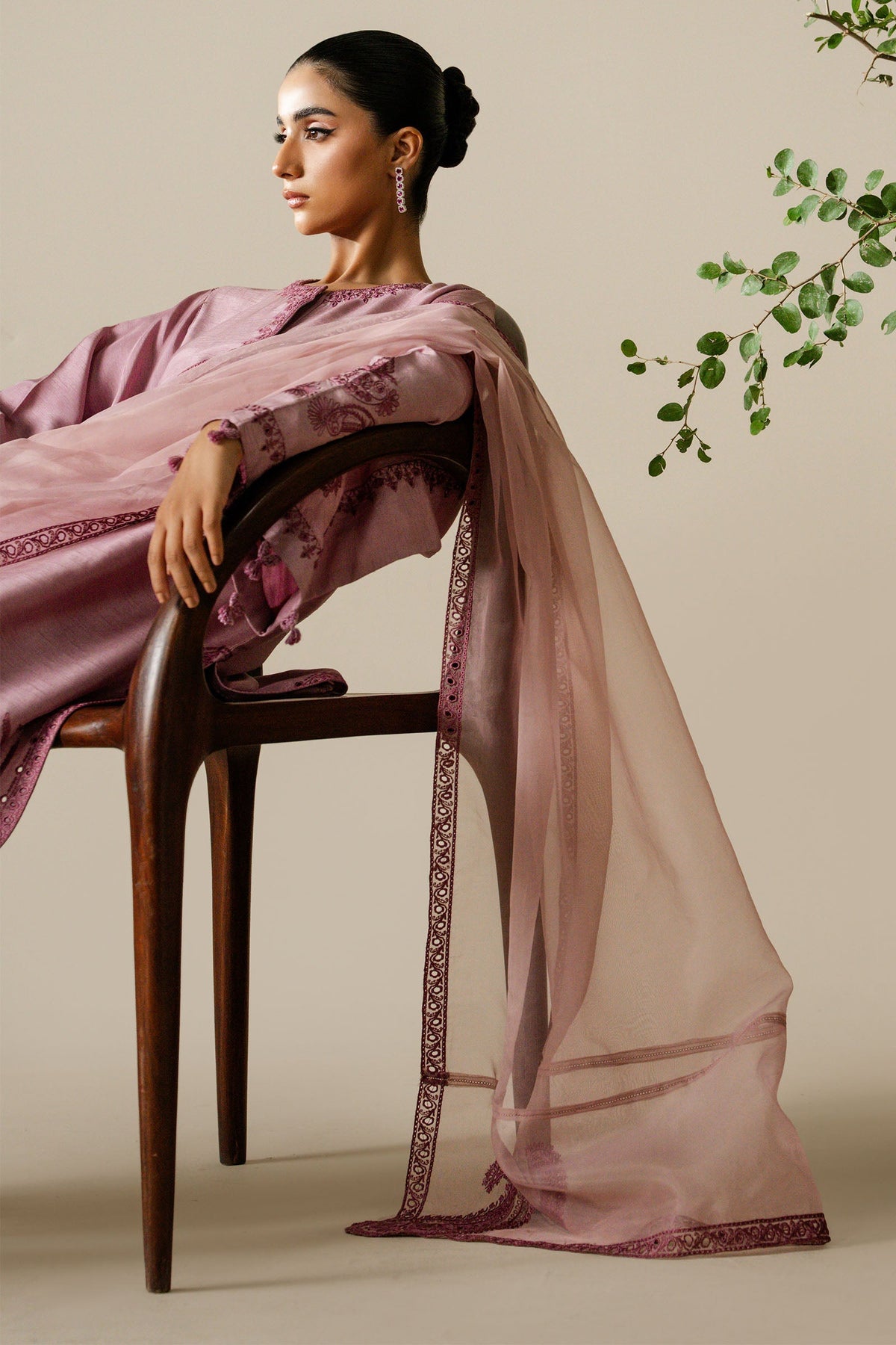 Zaha | Serae Pret | FLORAYNE - Formal Dress - available at Maria Faisal in UK and USA.