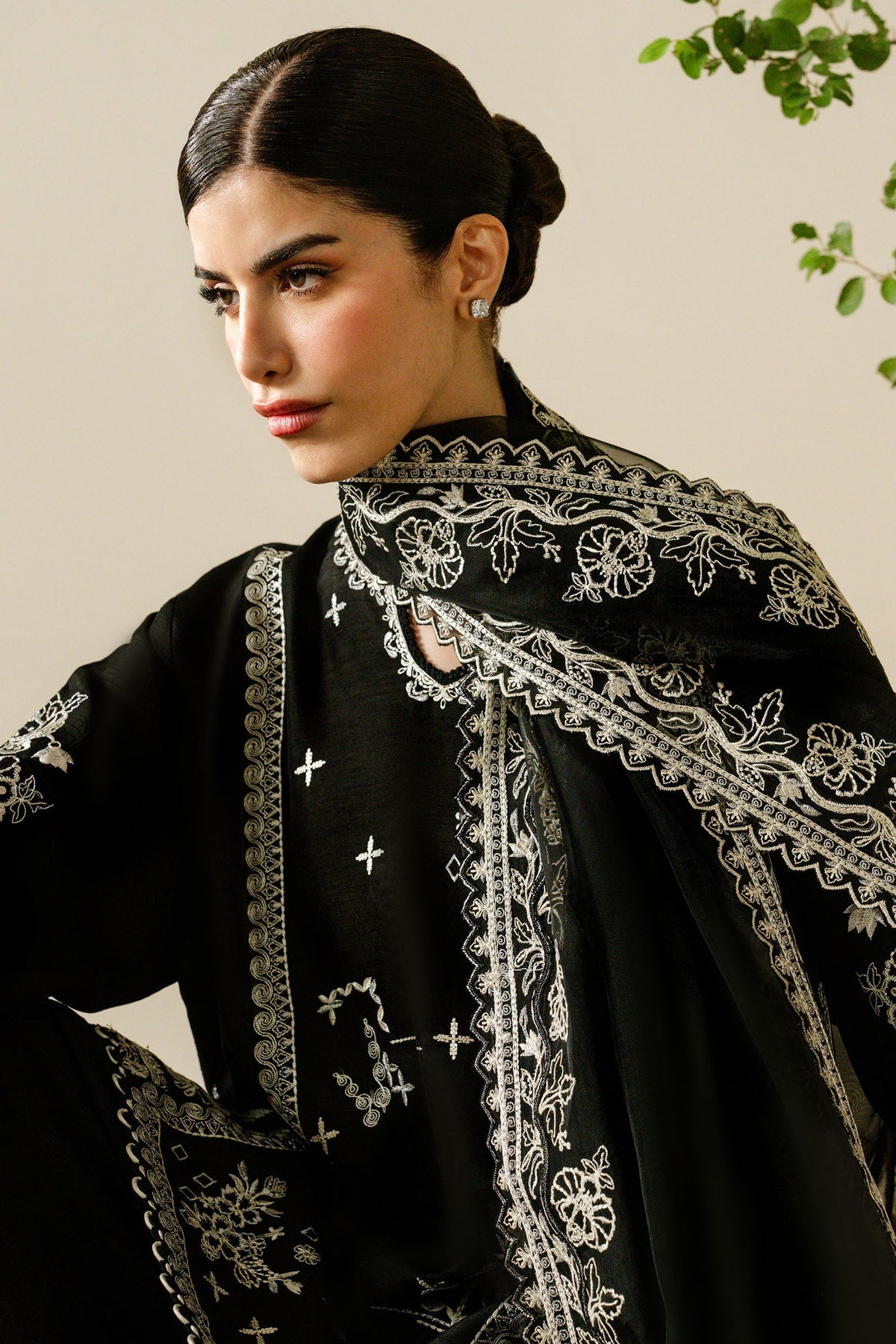 Zaha | Serae Pret |  NOCTIS - Formal Dress - available at Maria Faisal in UK and USA.