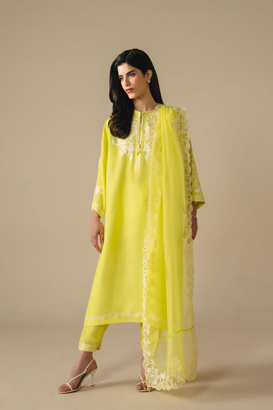 Zaha | Serae Pret | LUNARAE - Formal Dress - available at Maria Faisal in UK and USA.