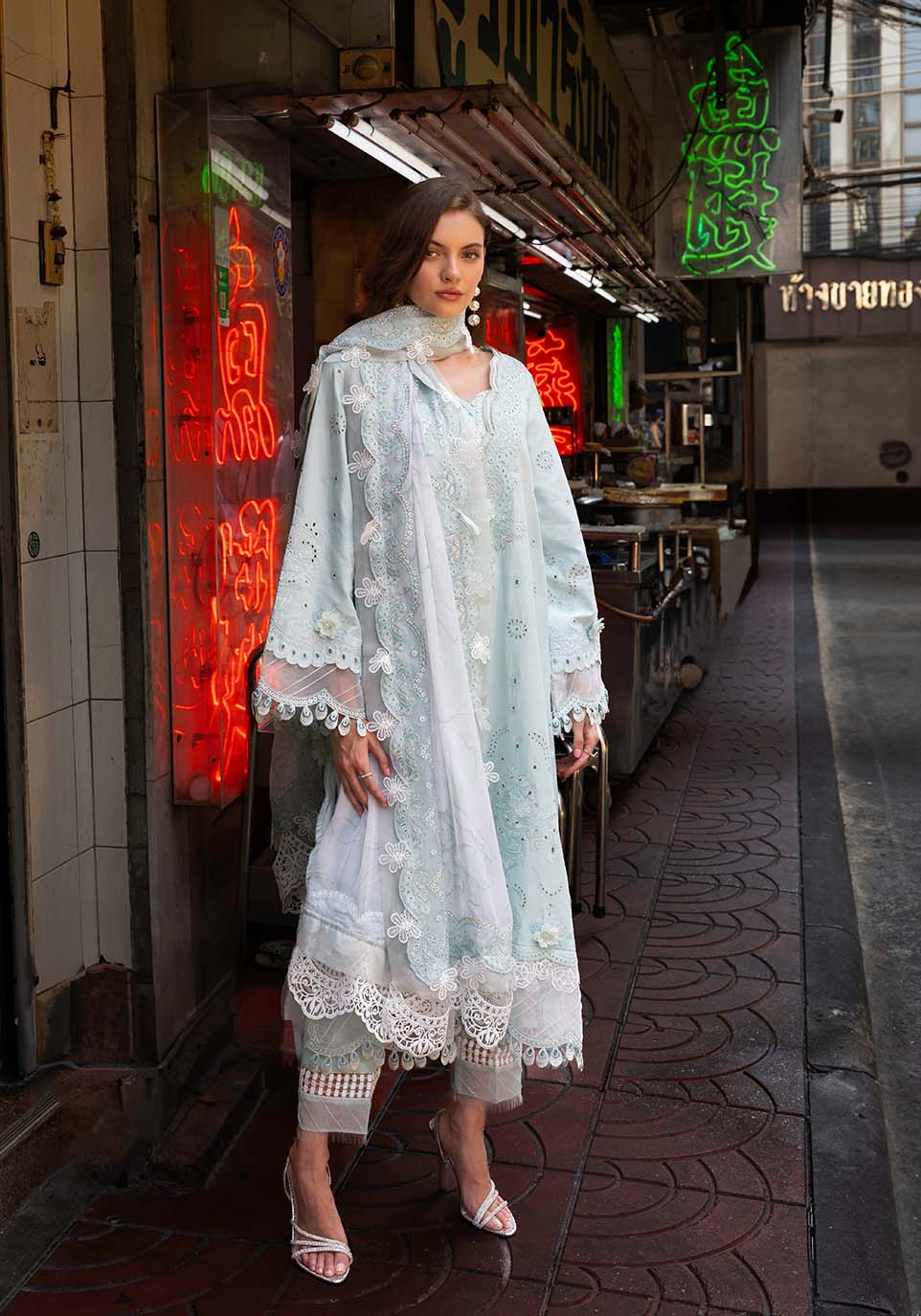 Zarqash | Luxury Lawn 25 | ZQLU 004 CECILY by Maria Faisal - Registered Vendor of : Zarqash - type : Ladies Clothes - 100% original wedding dresses