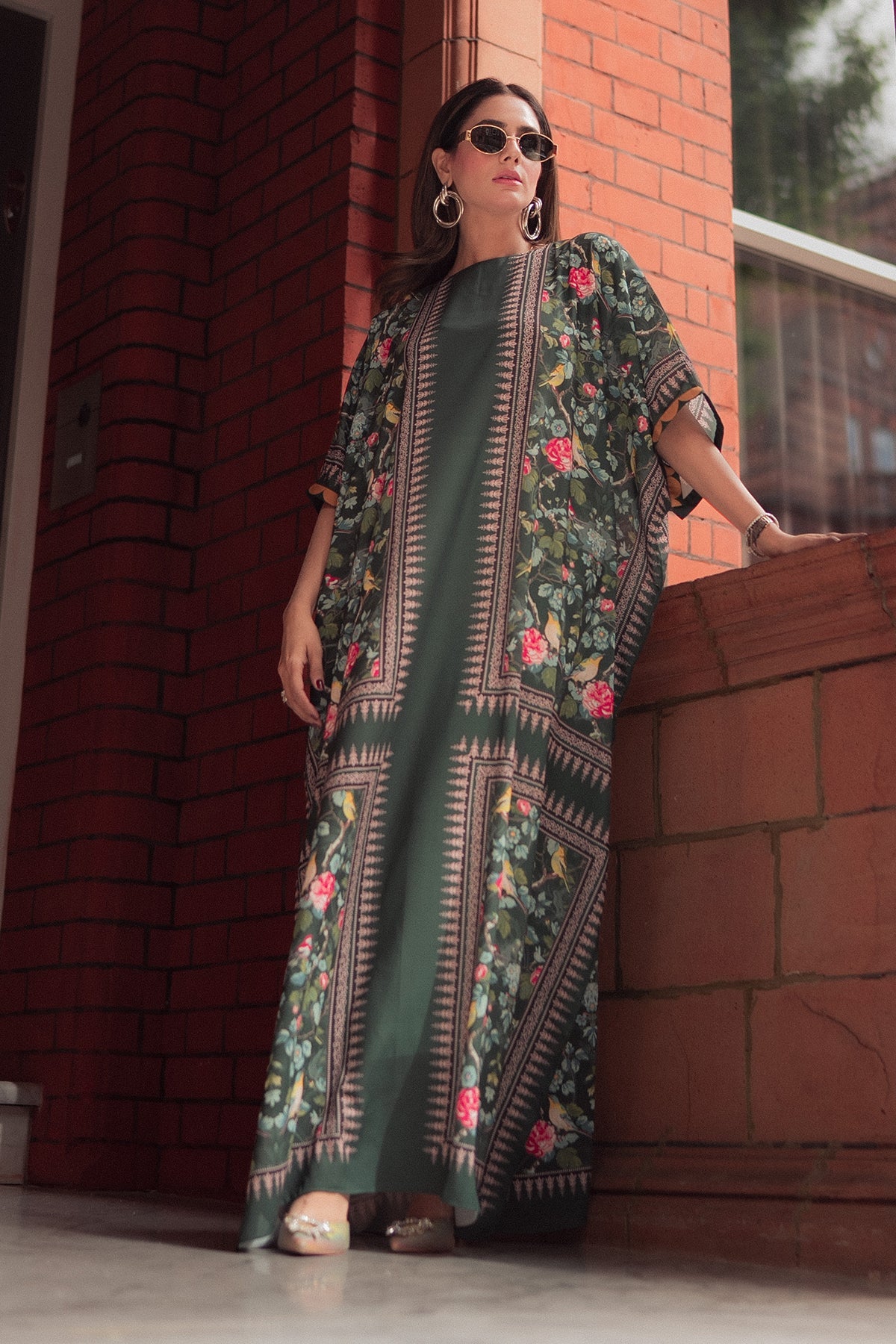 Erum Khan I Kaftan Edit I Flora Flow - Ladies Clothes - Maria Faisal