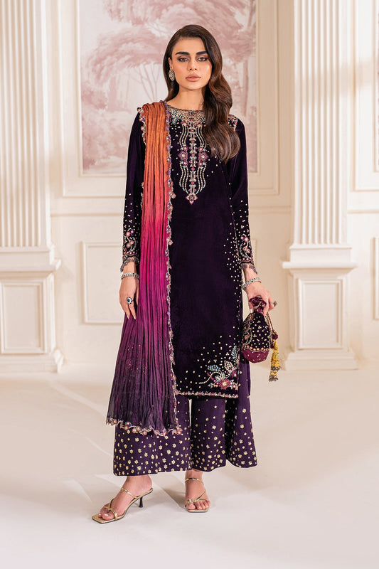 Baroque | Jahanara Luxury Velvet 23 | UF-748 - Designer Dress with Intricate embroidery and embellishments. Shop elegent wedding dress at Maria Faisal.