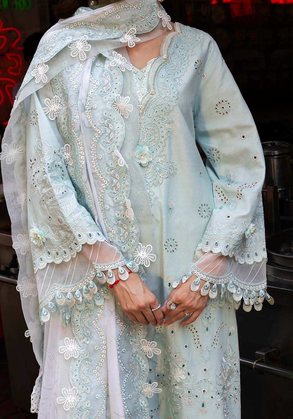 Zarqash | Luxury Lawn 25 | ZQLU 004 CECILY by Maria Faisal - Registered Vendor of : Zarqash - type : Ladies Clothes - 100% original wedding dresses