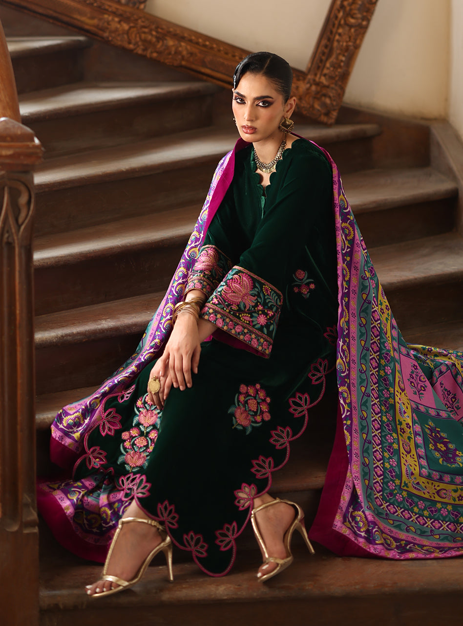 Zainab Chottani | Velura Velvet Edit 25 | Eden Long Shirt - Formal Dress - available at Maria Faisal in UK and USA.
