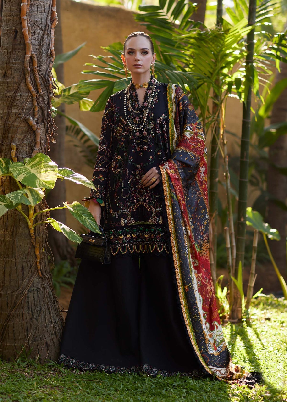 Kanwal Malik | Ariya Luxury Lawn 26 | Zaria - Luxury Dress - available at Maria Faisal in UK and USA.