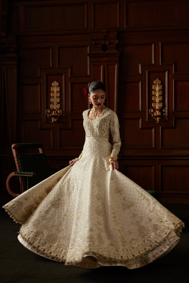 Saad Bin Shahzad | El Veneto Luxury Formals | OVIA - Formal Dress - available at Maria Faisal in UK and USA.