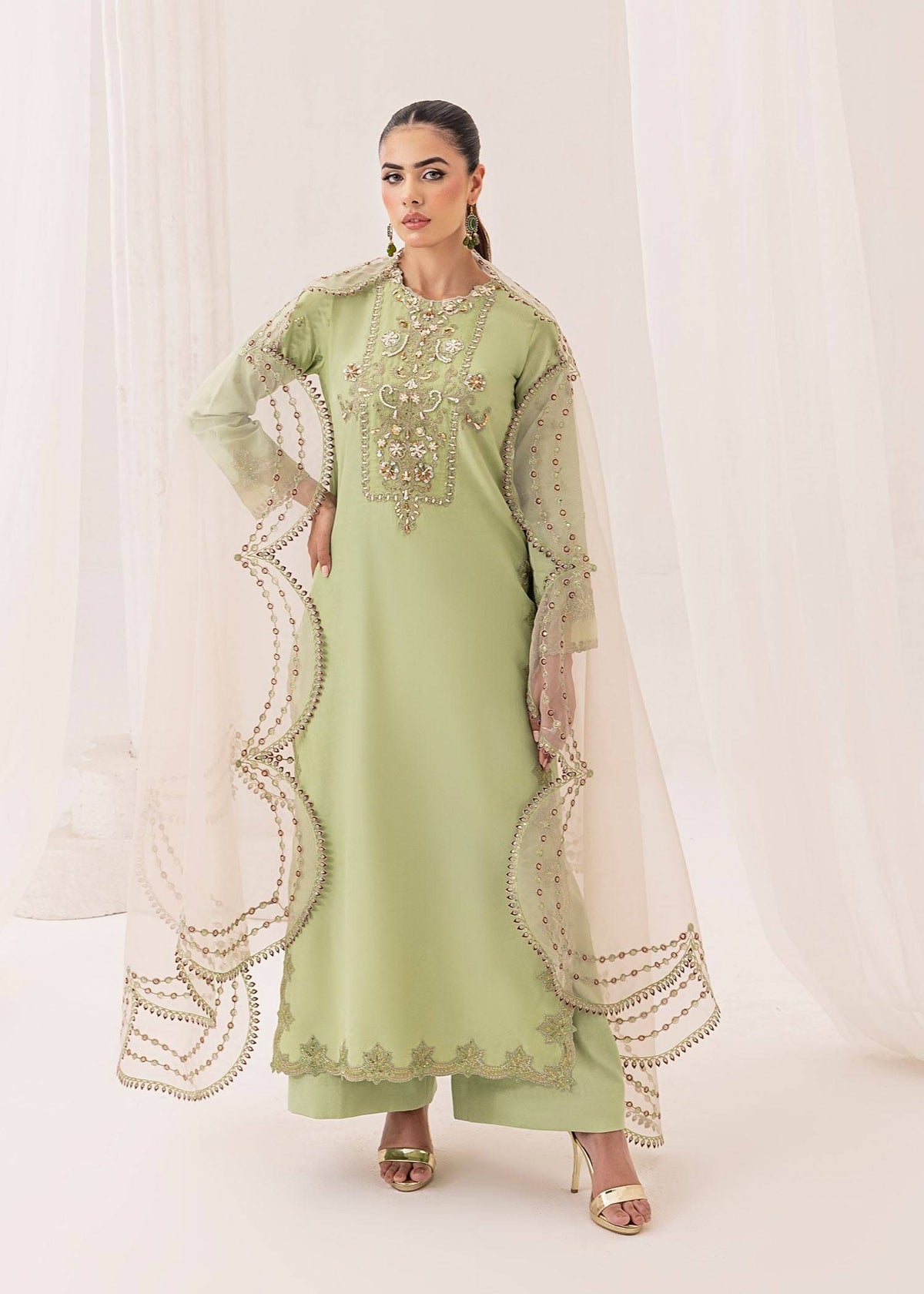 Jamnii | Silk Ivy | Serene by Maria Faisal - Registered Vendor of : Jamnii - type : Ladies Clothes - 100% original wedding dresses