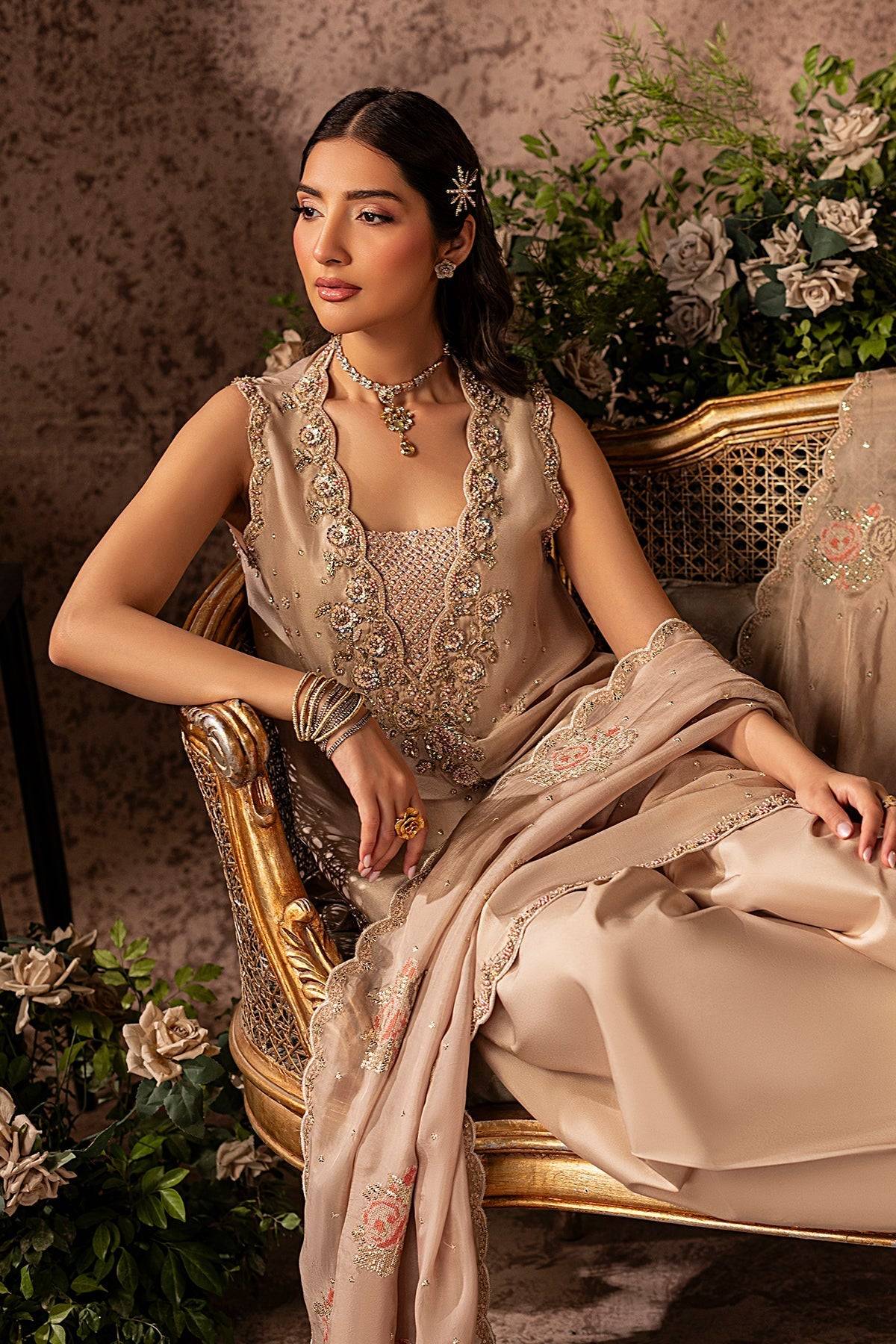 Mina Kashif | Loona Lawn 25 | Garnet by Maria Faisal - Registered Vendor of : Mina Kashif - type : Ladies Clothes - 100% original wedding dresses