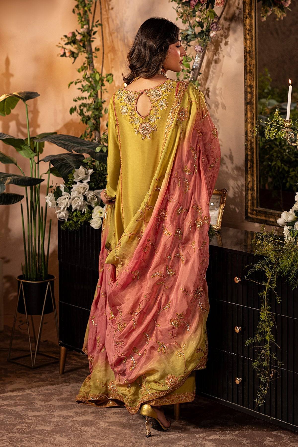 Mina Kashif | Loona Lawn 25 | Topaz by Maria Faisal - Registered Vendor of : Mina Kashif - type : Ladies Clothes - 100% original wedding dresses