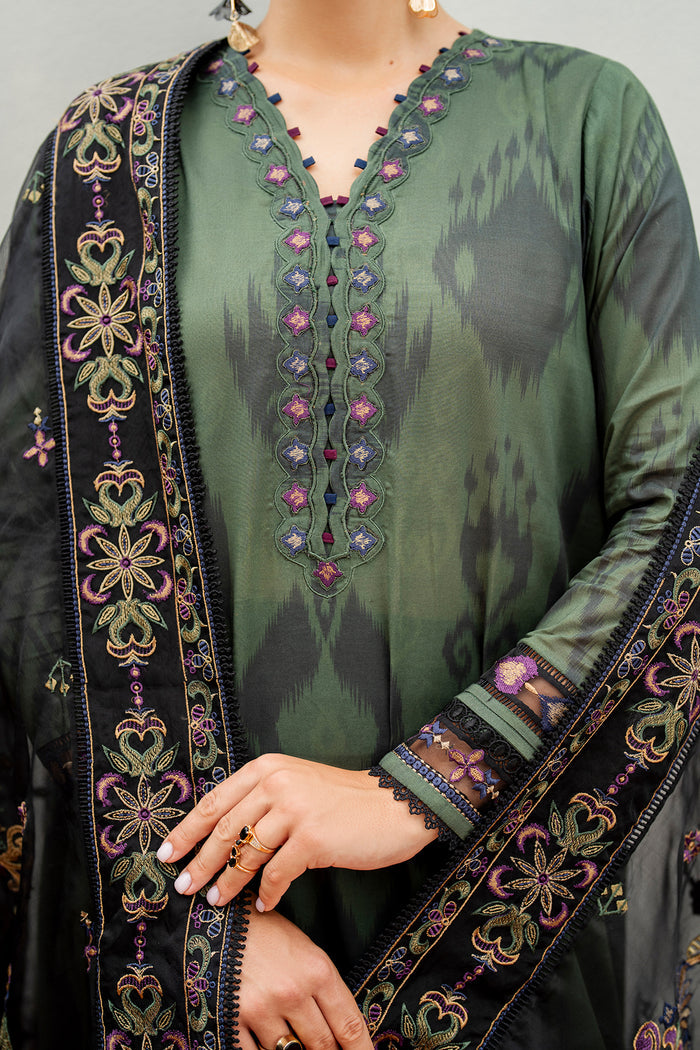 Baroque | Luxury Pret Summer | UF-4262 - Luxury Dress - available at Maria Faisal in UK and USA.