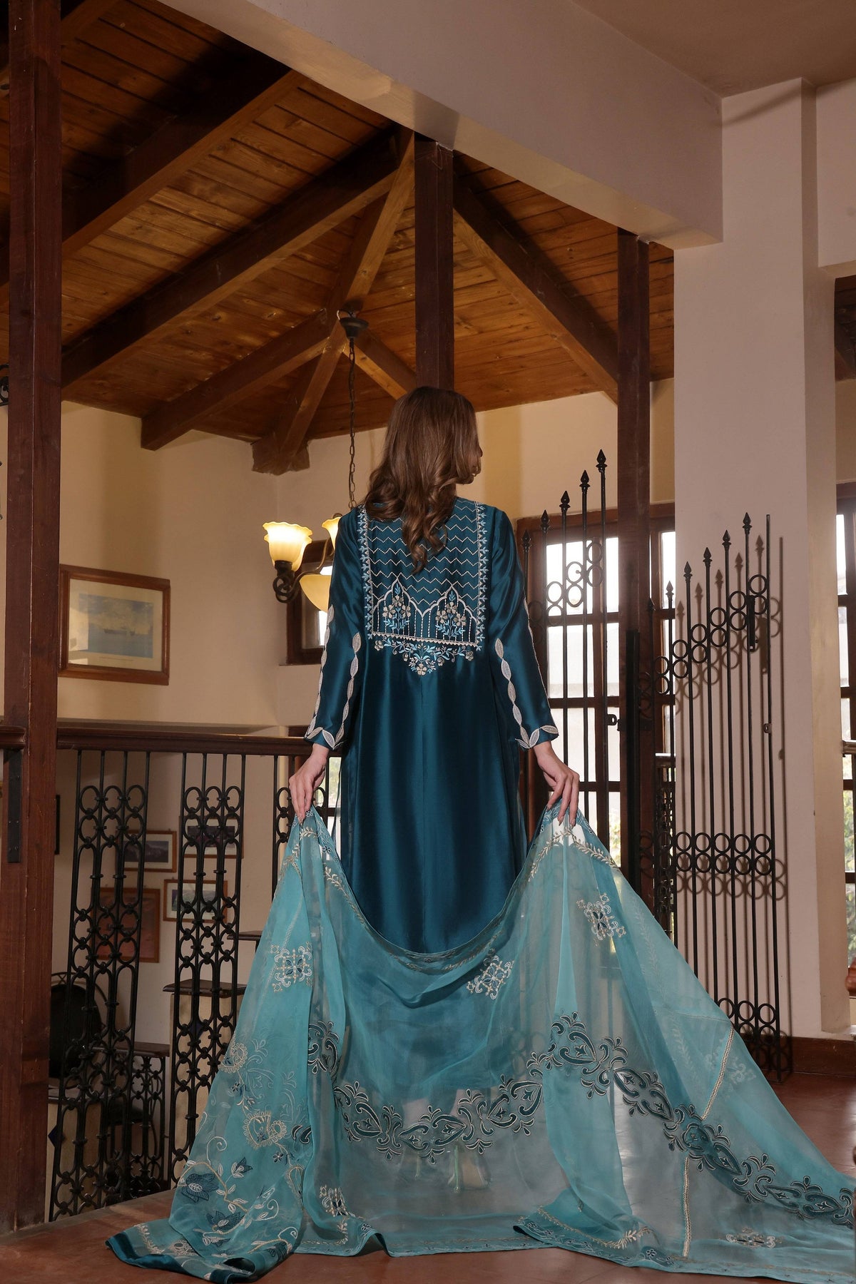 Mona Imran | Ezel Eid 25 | Jahanbano by Maria Faisal - Registered Vendor of : Mona Imran - type : Ladies Clothes - 100% original wedding dresses