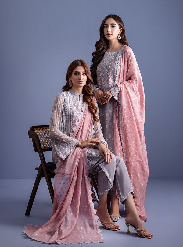 Zainab Chottani | Eid Festive Vol 1 | ROOP - Designer Dress with Intricate embroidery and embellishments. Shop elegent wedding dress at Maria Faisal.