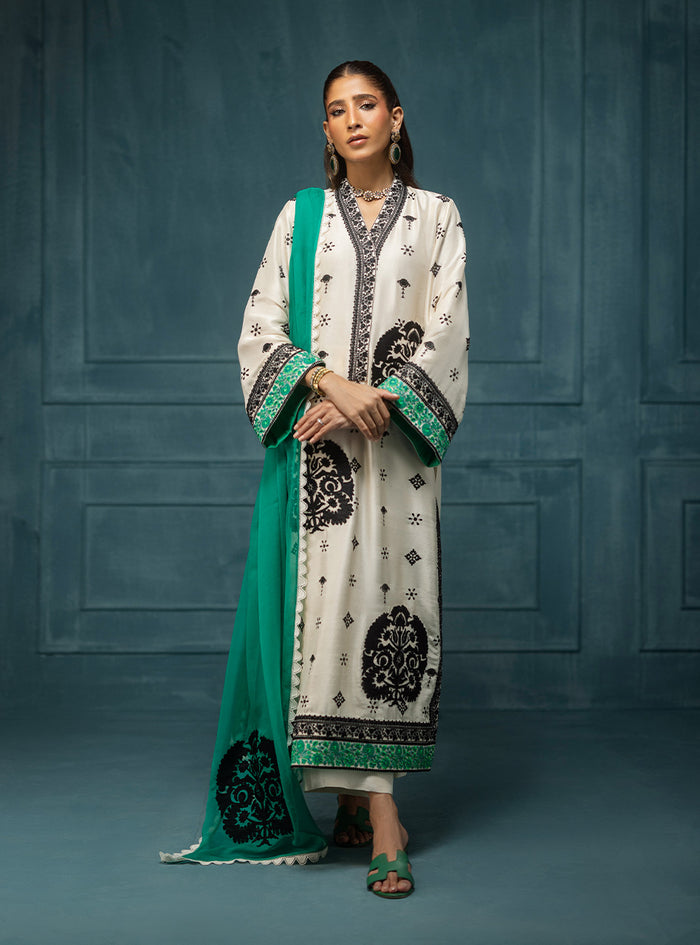 Zainab Chottani | Luxe Edit 25 | Suha - Formal Dress - available at Maria Faisal in UK and USA.