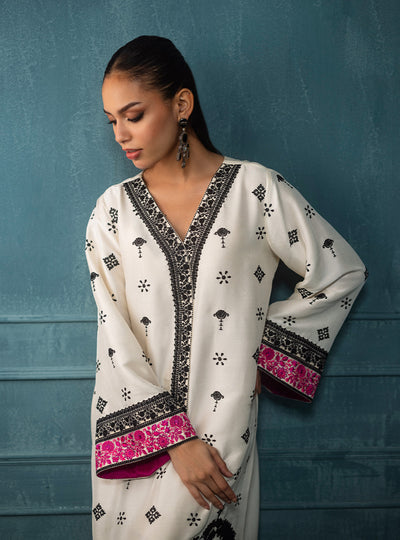 Zainab Chottani | The Kaftan Edit | Azalea - Formal Dress - available at Maria Faisal in UK and USA.