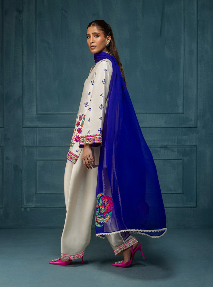 Zainab Chottani | Luxe Edit 25 | Minal - Formal Dress - available at Maria Faisal in UK and USA.