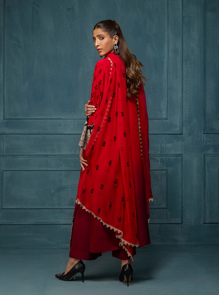 Zainab Chottani | Luxe Edit 25 | Nyra - Formal Dress - available at Maria Faisal in UK and USA.