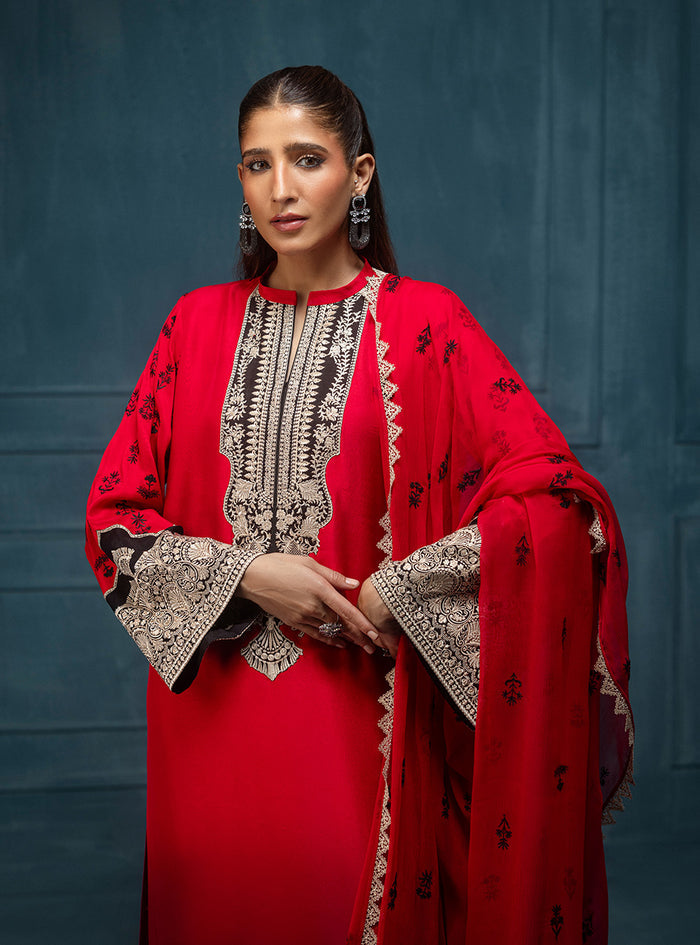 Zainab Chottani | Luxe Edit 25 | Nyra - Formal Dress - available at Maria Faisal in UK and USA.