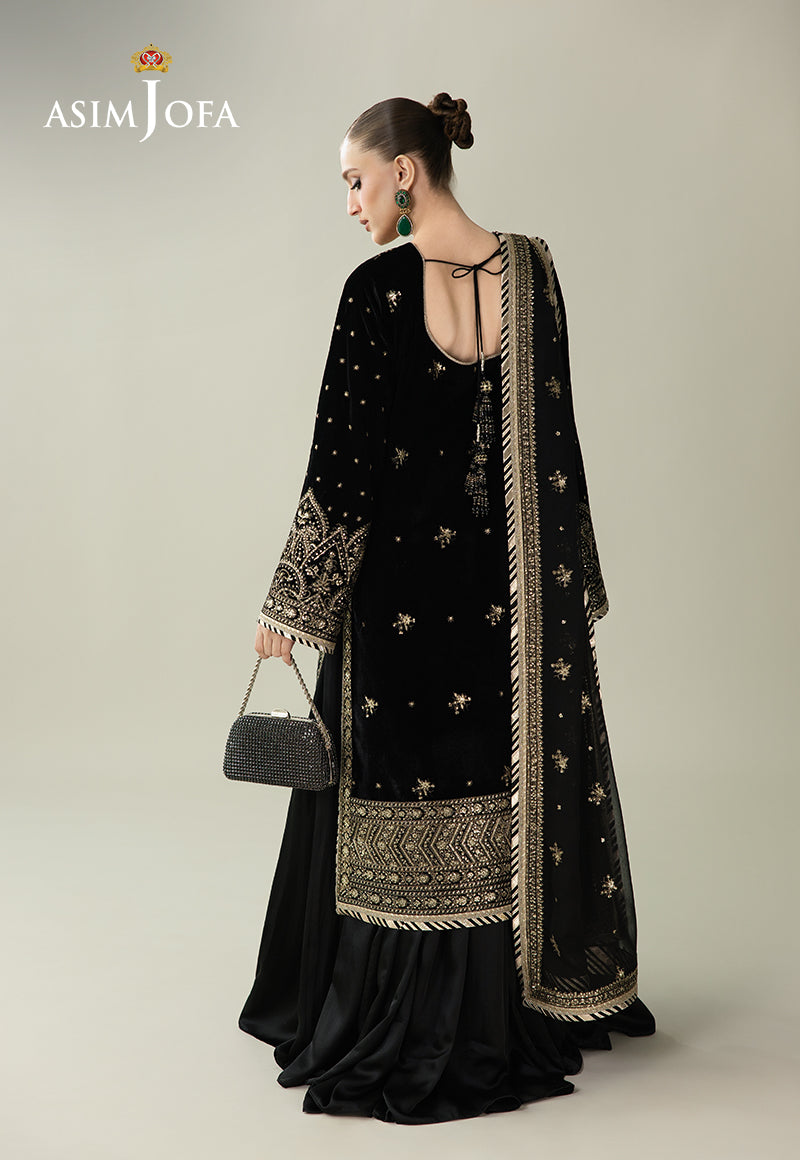 Asim Jofa | Makhmal Velvet 25 | AJULM-01 - Formal Dress - available at Maria Faisal in UK and USA.