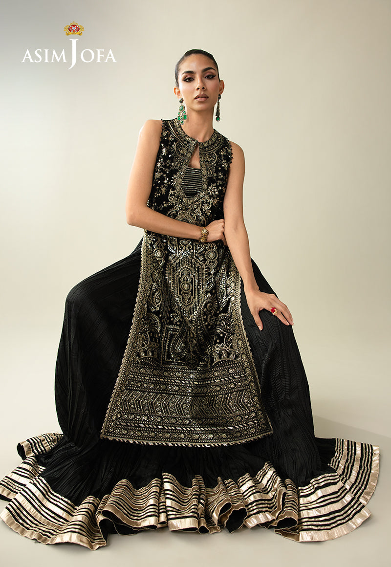 Asim Jofa | Makhmal Velvet 25 | AJULM-01 - Formal Dress - available at Maria Faisal in UK and USA.