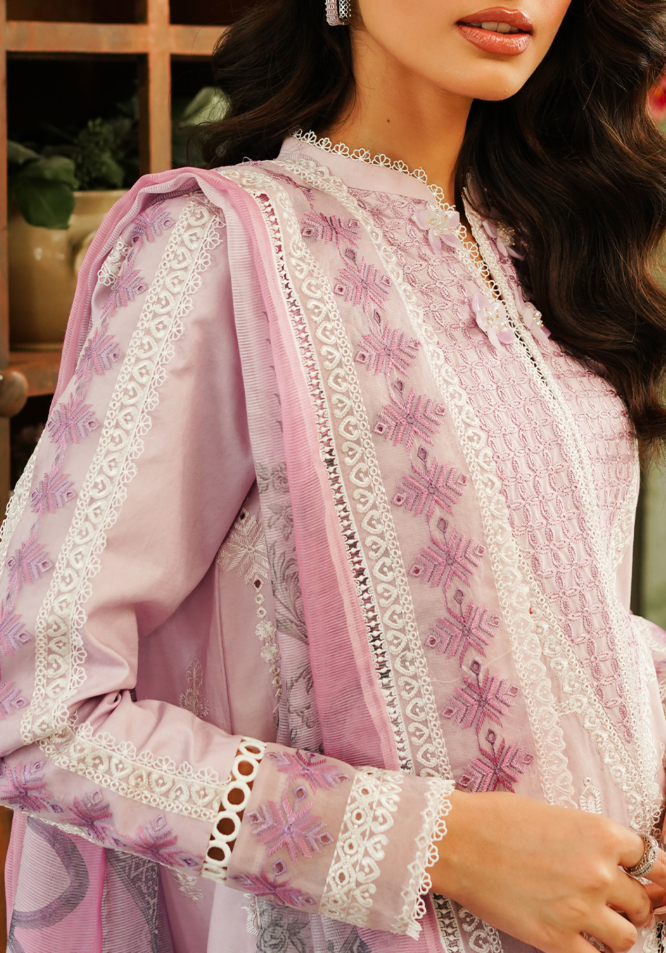 Zarqash | Tresor Luxury Lawn 24 | ZQT 001 FAYE - Maria Faisal