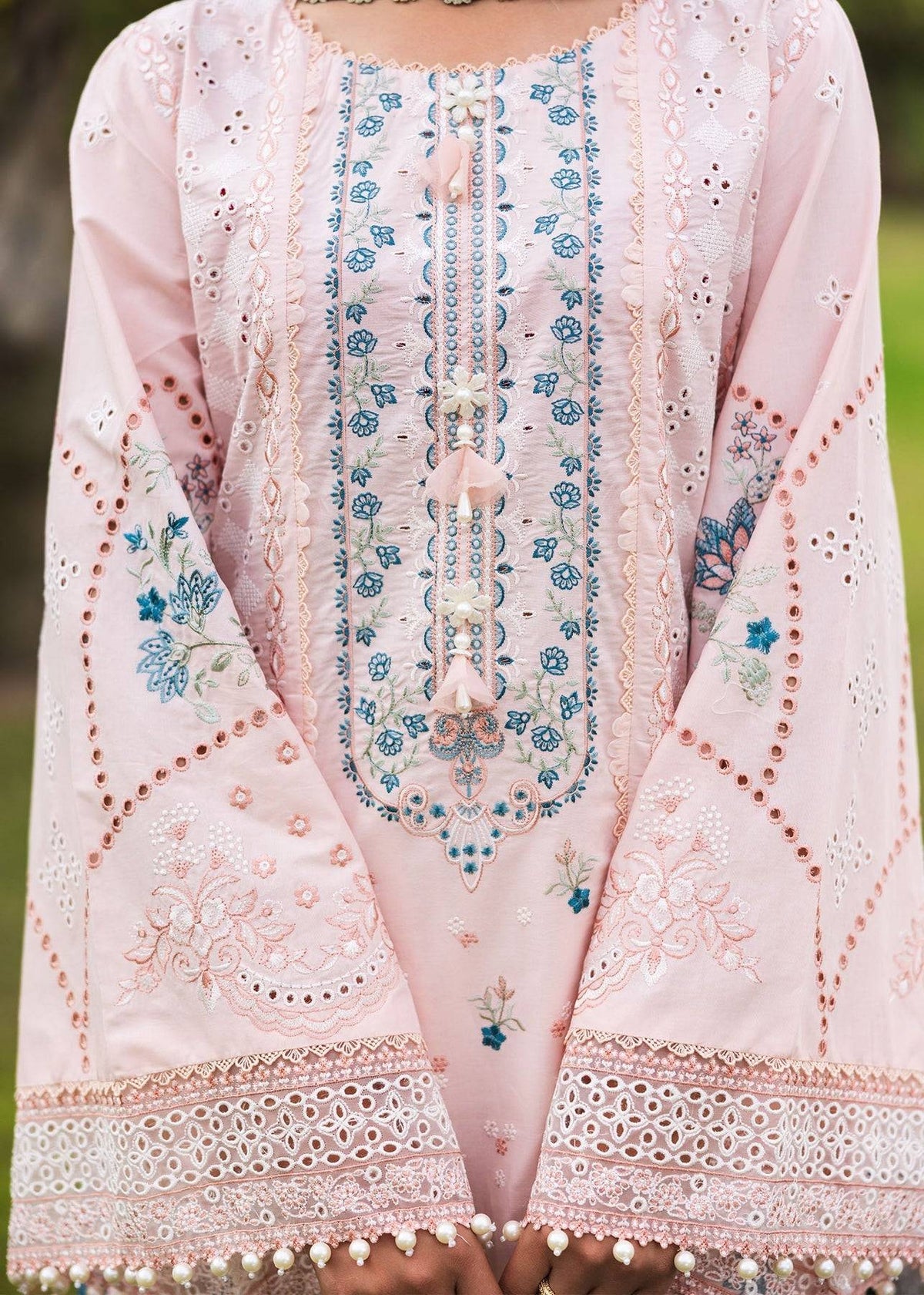 Paras by Pasha | Bloom and Beyond | Coral Bloom by Maria Faisal - Registered Vendor of : Paras by Pasha - type : Ladies Clothes - 100% original wedding dresses
