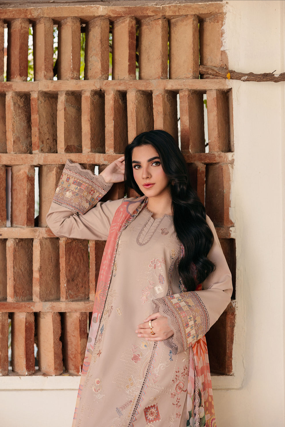 Florent | Festive Luxury Lawn 26 | FZF - 4B - Luxury Dress - available at Maria Faisal in UK and USA.