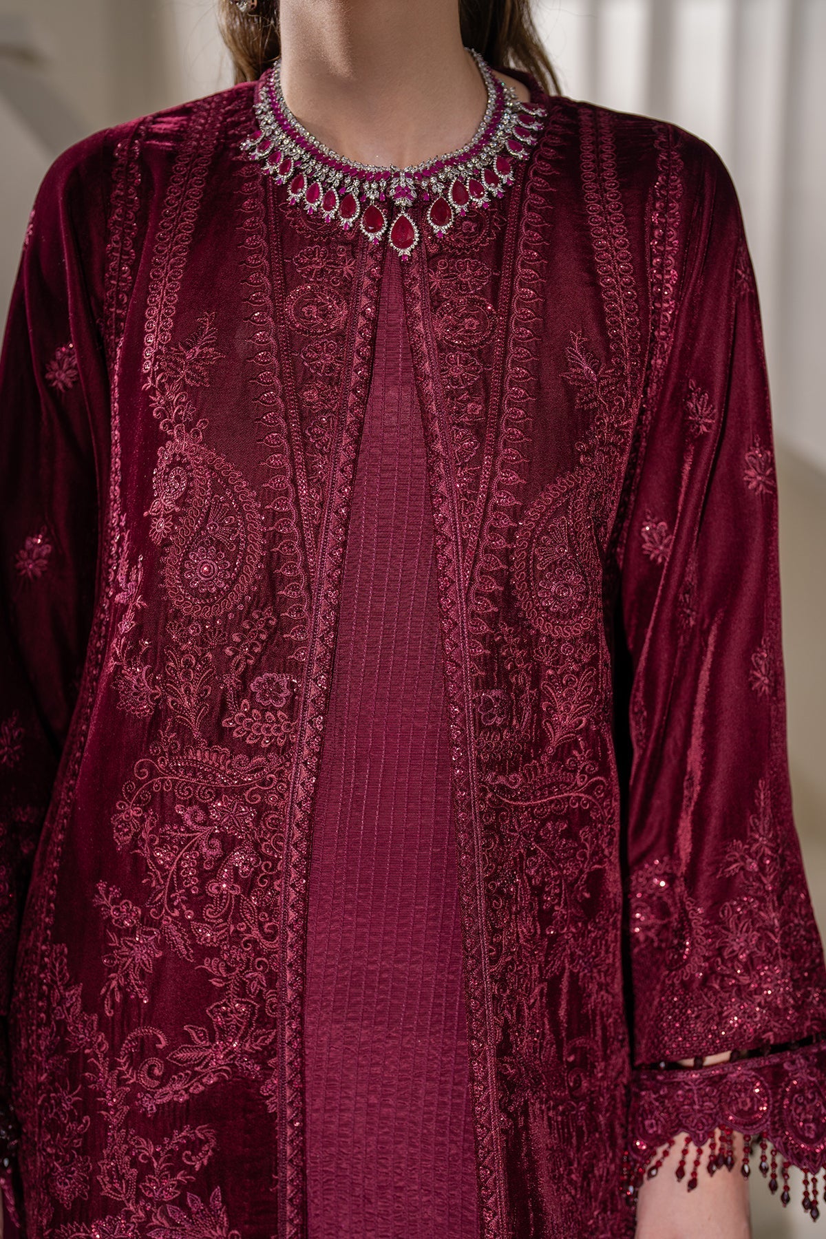 Baroque | Jahanara Luxury Velvet 23 | UF-758 - Designer Dress with Intricate embroidery and embellishments. Shop elegent wedding dress at Maria Faisal.