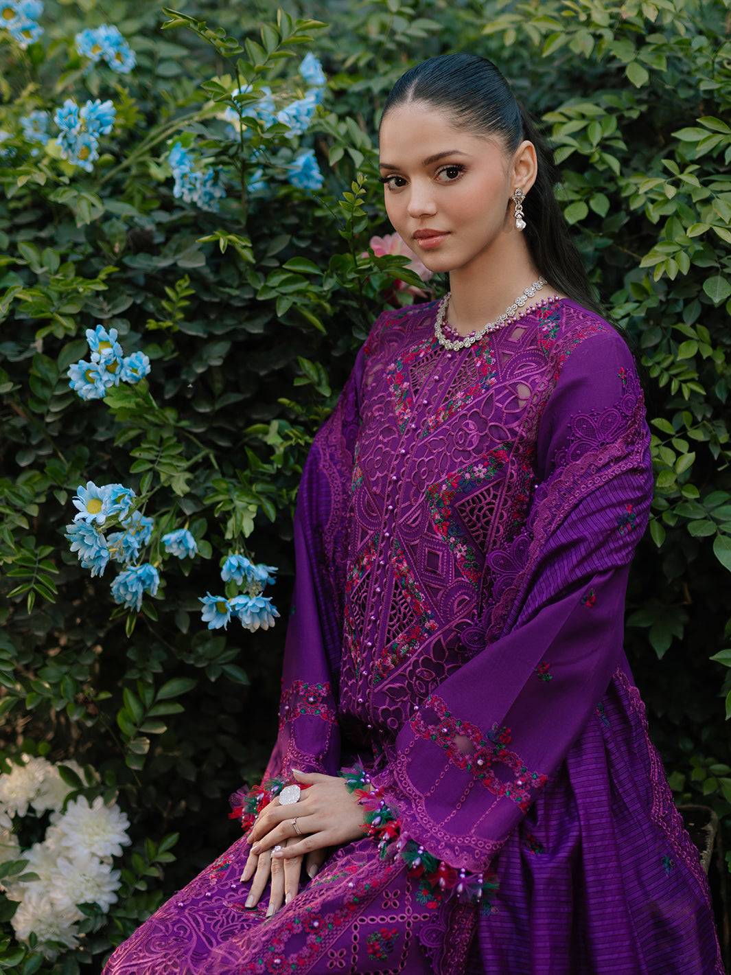 Bin Ilyas | Freesia Embroidered Lawn 25 | 105 - B by Maria Faisal - Registered Vendor of : Bin Ilyas - type : Ladies Clothes - 100% original wedding dresses