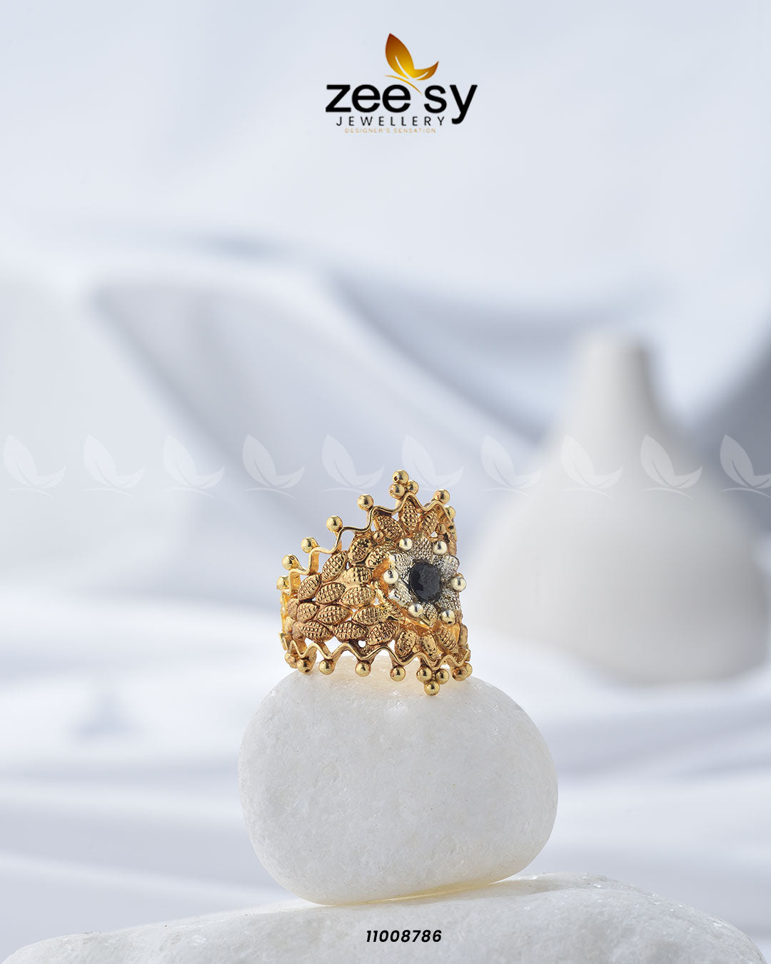 Crown Ring-8290 - Rings 